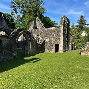 Moulin De Brezal Et étang à 20 Minute De La , Plounéventer France